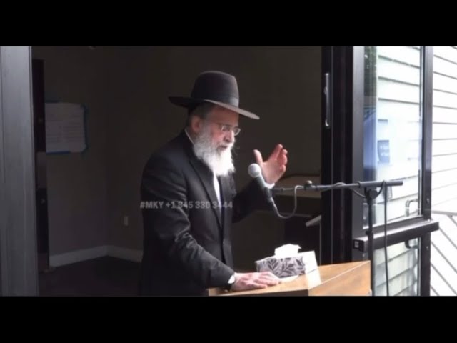 R’ Duvid Breslauer Being Maspid At The Levaya Of Chatzi Katz A”H