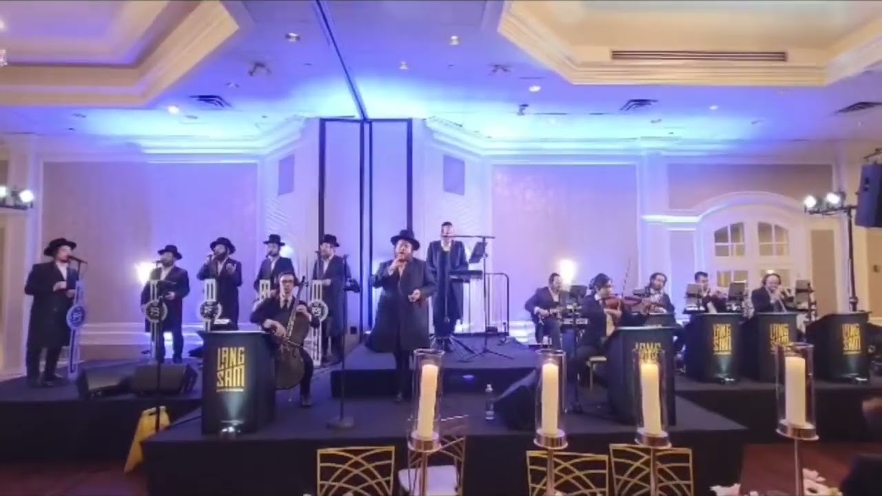 מקהלת שירה עם לוי פאלקוביץ - מוטי אילוביץ עם התזמורת של הערשי לאנגסאם
