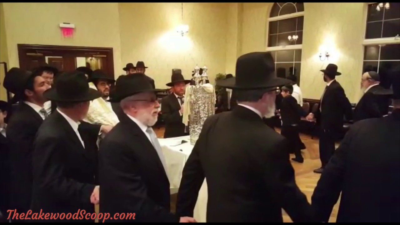 Hakafot Shniyot in Lakewood NJ 5777