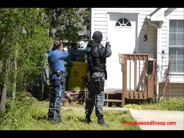Suspect Arrested at Gunpoint  SWAT SRT Execute Search Warrant on Home