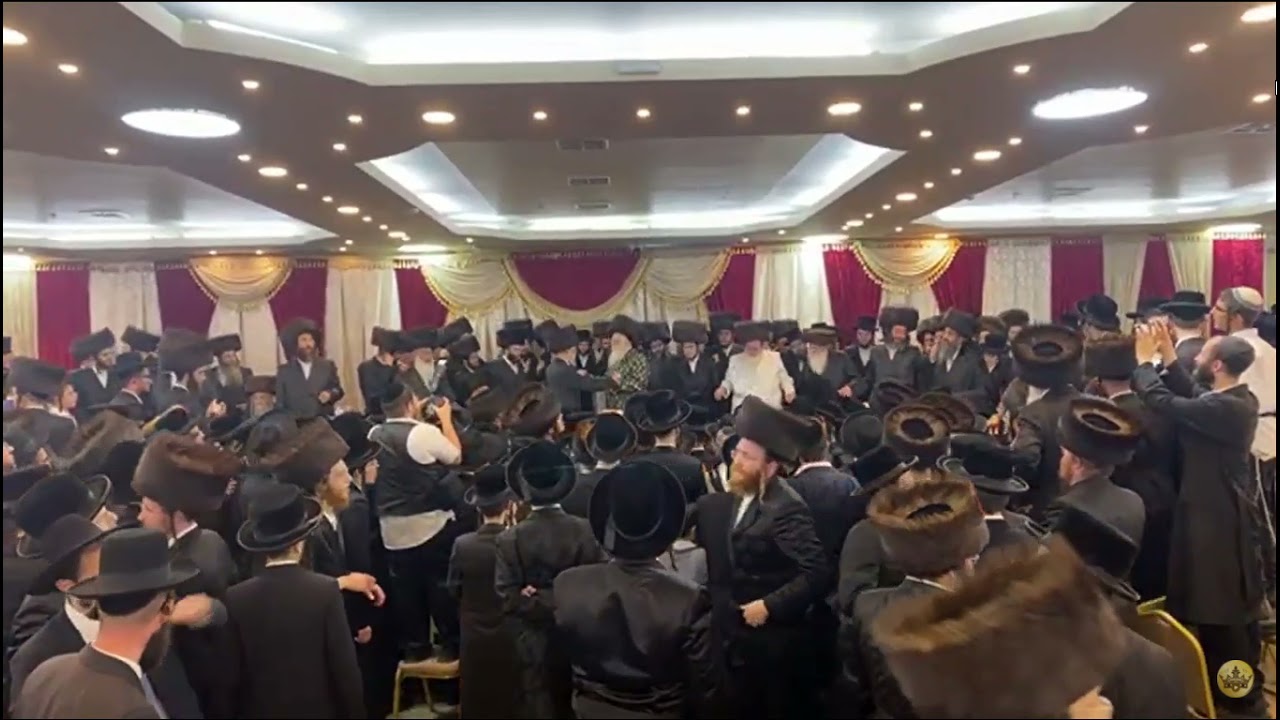 Spinka / Shatz Viznitz Rebbe Atteneded by Seret Viznitz and Machnovka Rebbes - Elul 5781
