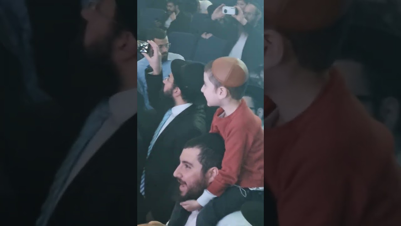 Rousing Dance With Avraham Fried at Kfar Chabad 2,000 Celebration