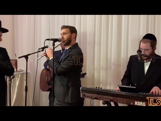 ‘Neshomele’ performed by Meyer Rosenbaum & Avrumi Berko
