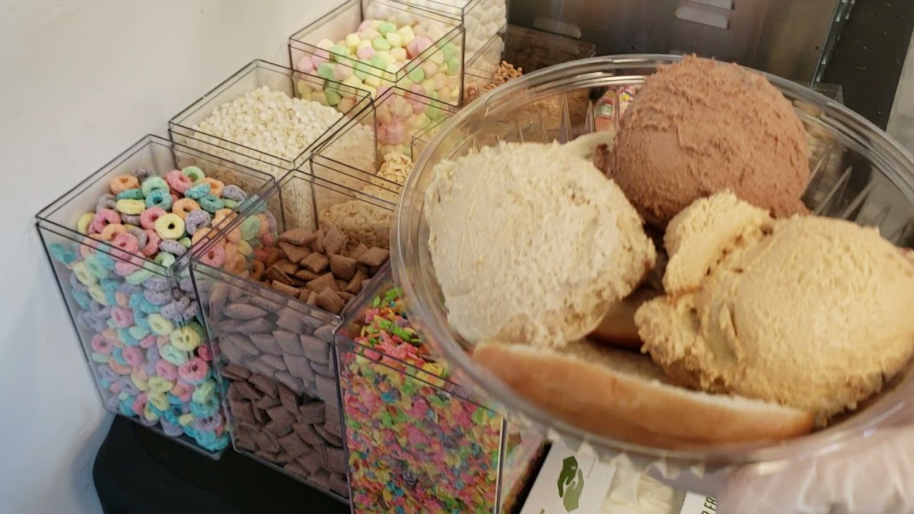 The "DONUT BAR" at the CHOKO SHOPPE in Lakewood