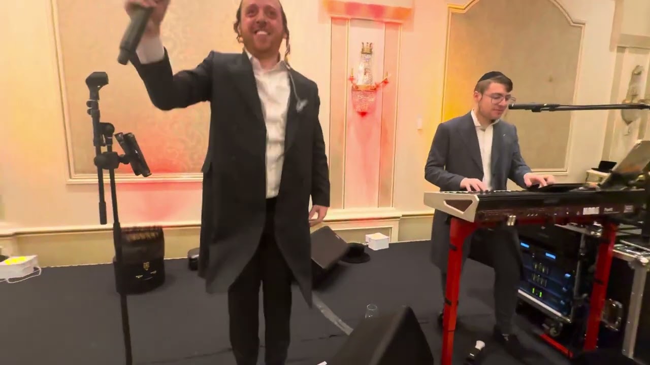 Greenbaum & Briner Wedding with singer Sruly Green and Chesky Schwartz on the keys