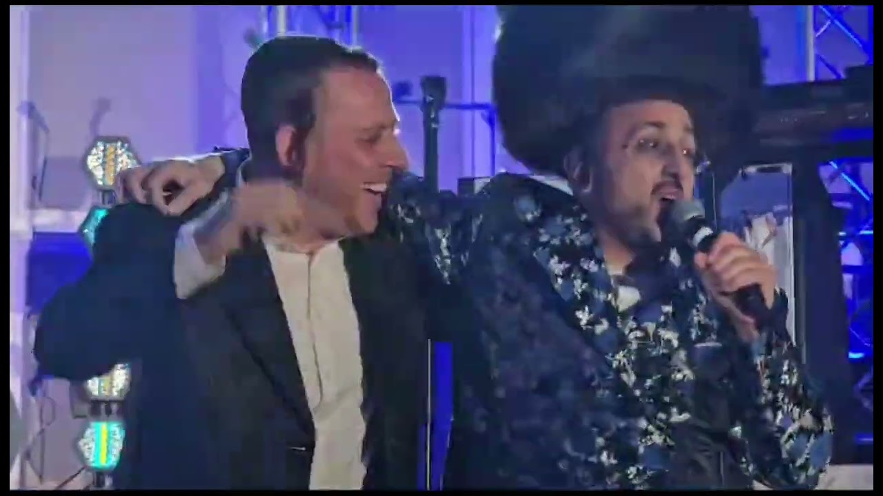 חתונת בנו של ליפא שמעלצער עם גדול זמר החסידי 002