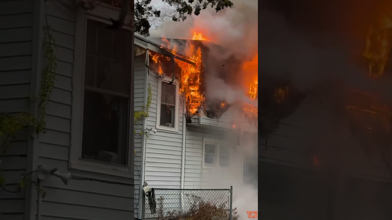 Structure fire Lakewood