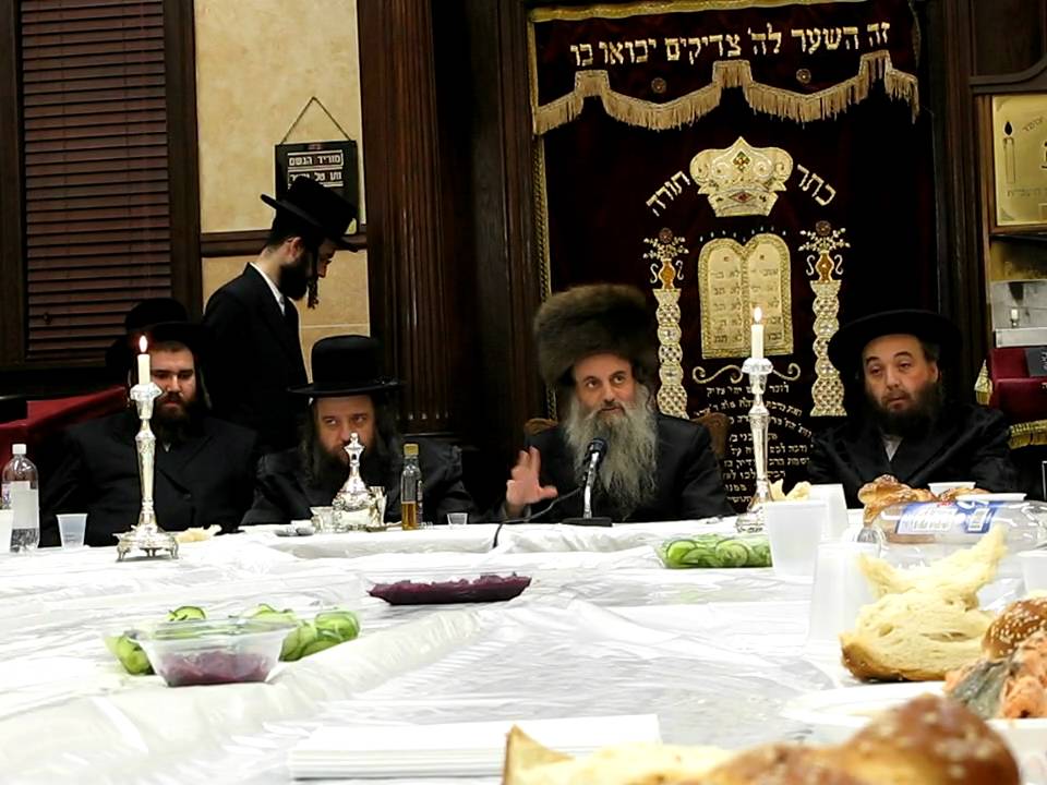 Foltechaner Rebbe Candle Lighting Part 2
