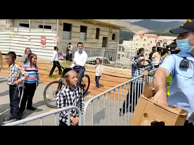 Police Officers In Israel Handing Out Ices At Kids Protest