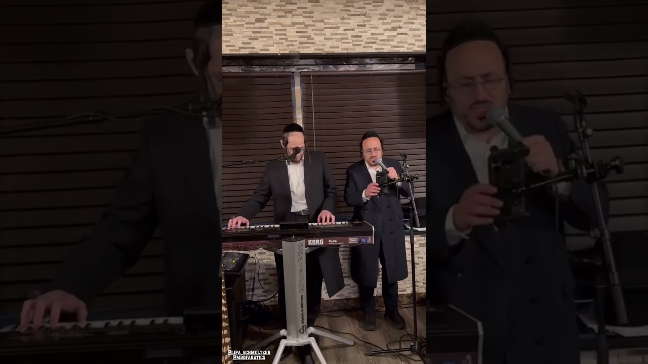 ליפא שמעלצער עם הקלידן יענקי ליווי