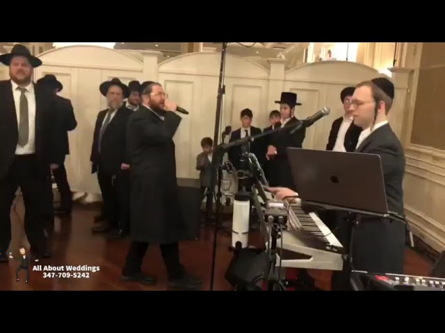 שייעה ברקו עם הקלידן יוסי שטענדיג