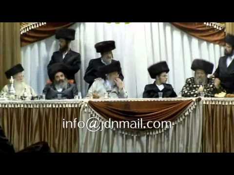 Sheva Brochos In Pinsk - Karlin Motsoei Shabbos Vayeishev 5771