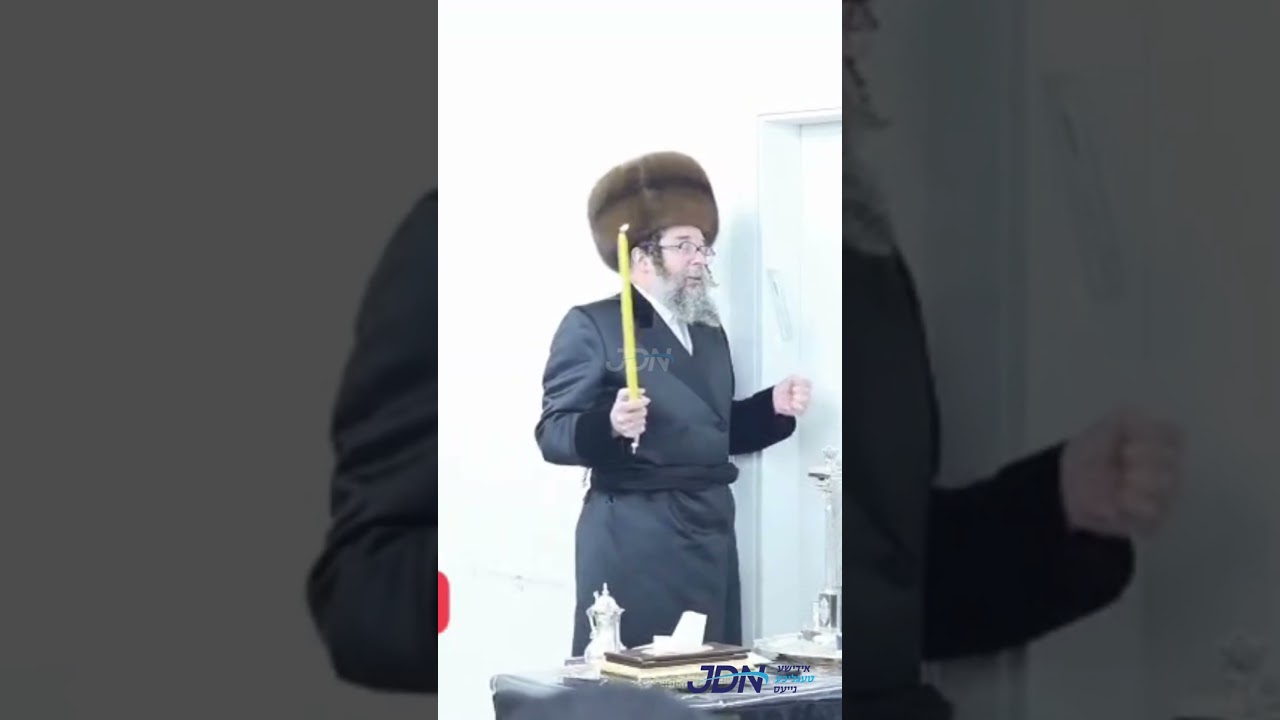 האדמו"ר מסקולען ירושלים ביי הדלקת נרות חנוכה - ליל א' חנוכה