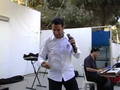 חיים ישראל - מלמעלה מתוך הופעה בנחשונית
