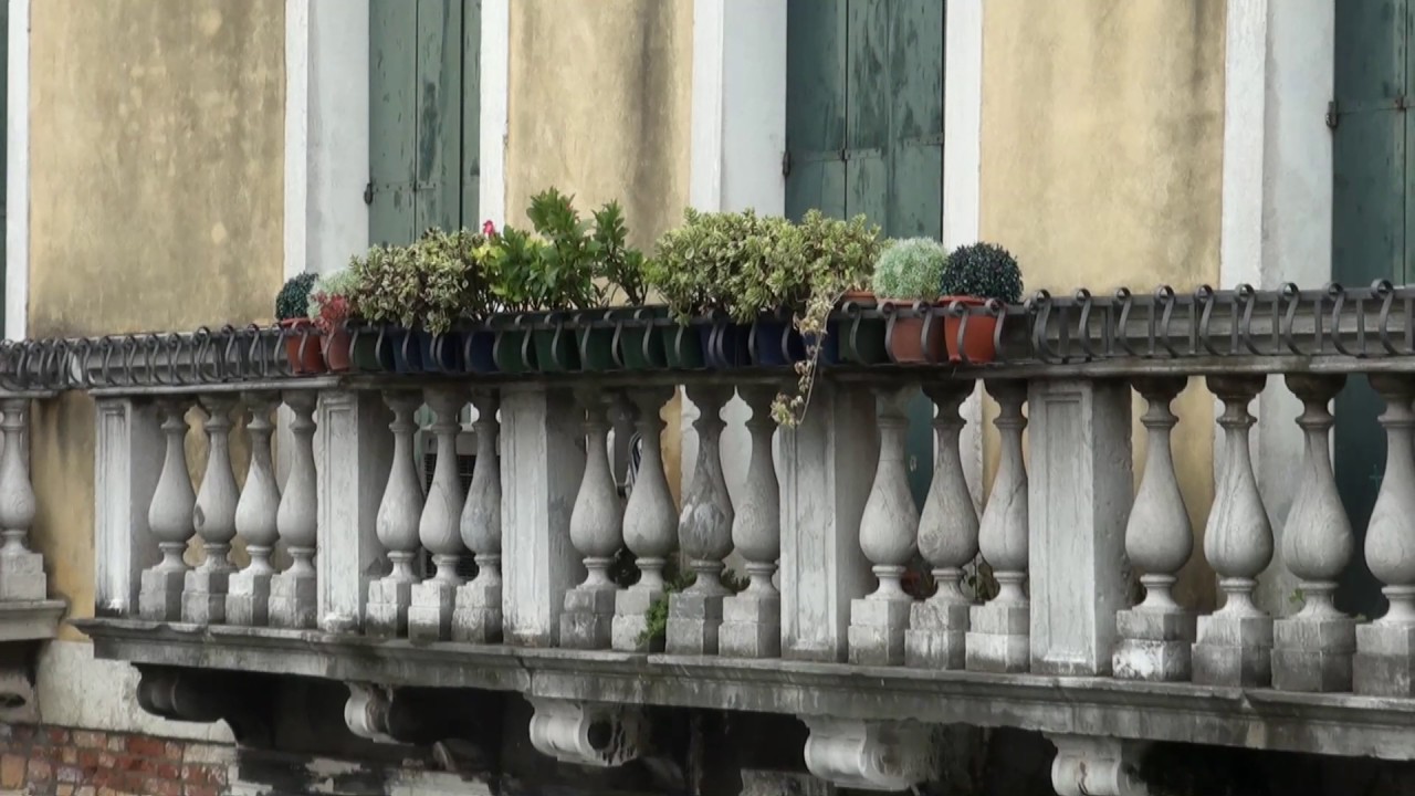 JM IN THE AM SHOW 2 Venice 11 22 16
