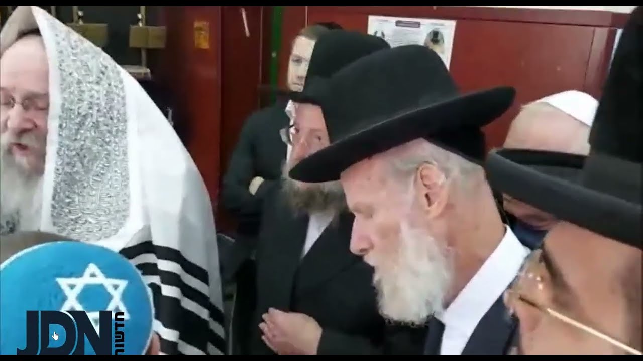 Nadvorna Rebbe Is Sandek  At A Bris For a 49 year Old ukranian Refugee In Kishinev - Cheshvan 5783