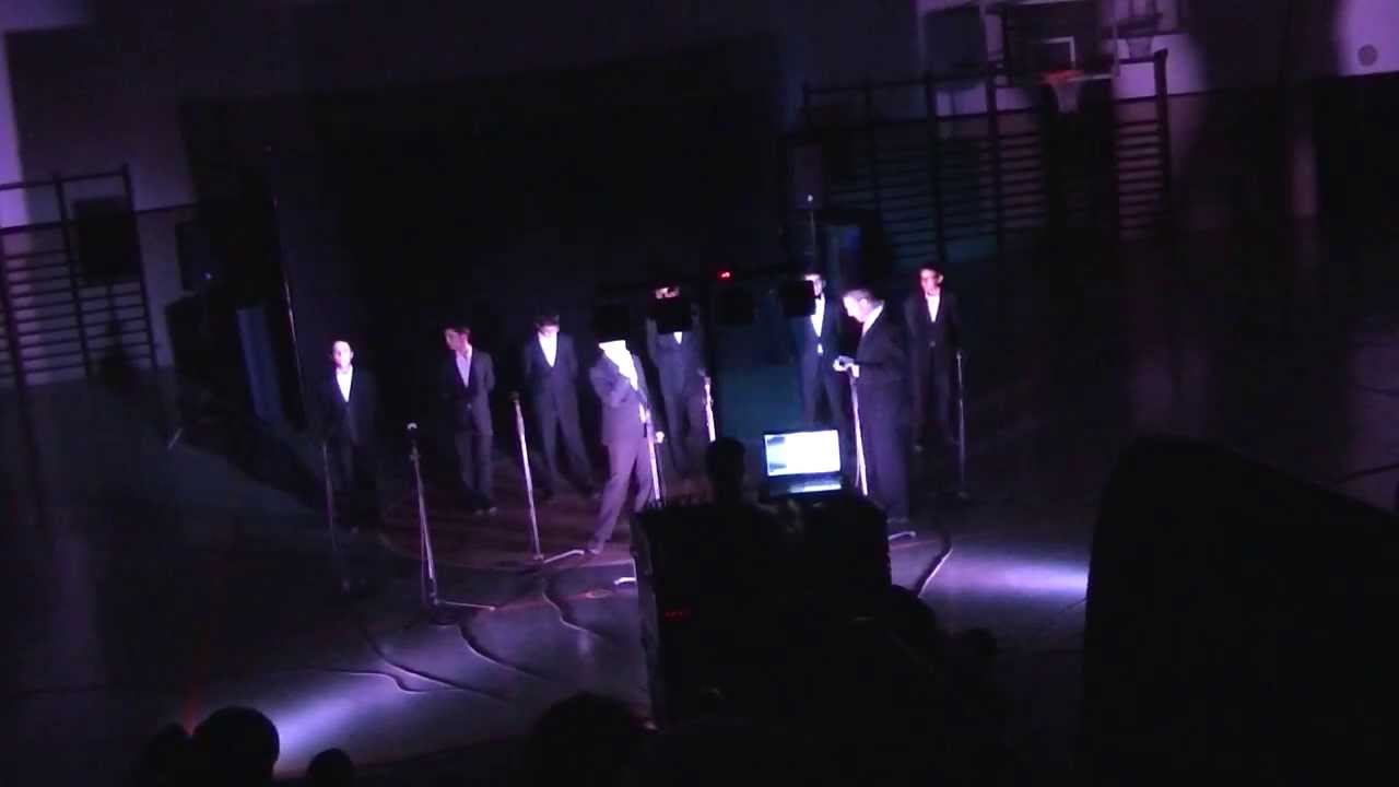 פתיחה  מחרוזת חנוכה - Shira Chadasha Boys' Choir Chanukah Songs 2013