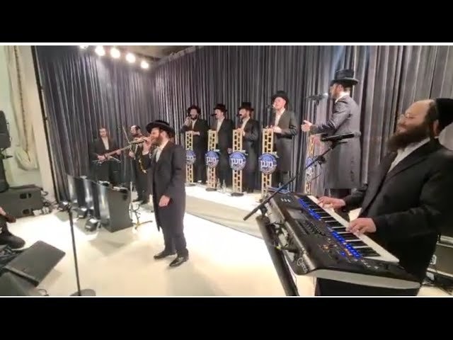 Zanvil Live in London! Ft. Menagen Choir & Shaya Austerlitz Productions