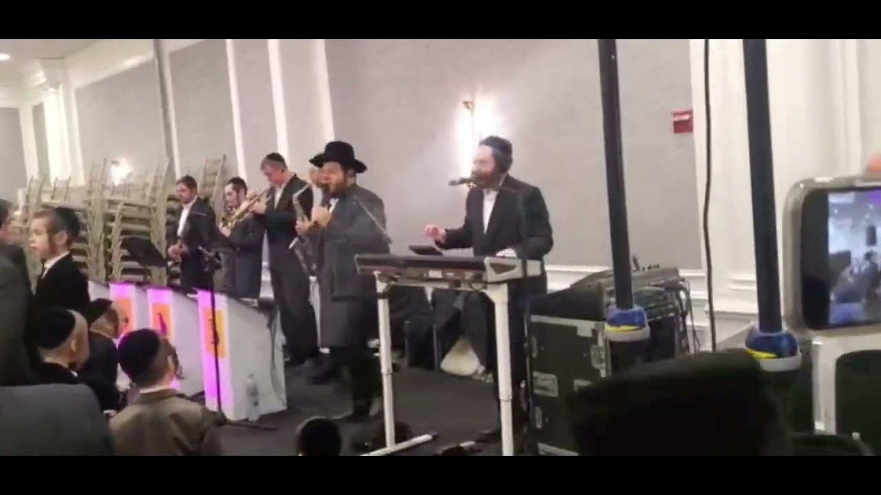 לוי פאלקוביץ עם תזמורת של אברומי ברקו
