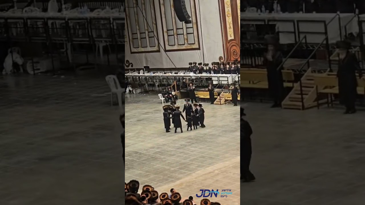שמחת החתונה פון אן אור אייניקל פון האדמו"ר מסקווירא און אייניקל פון האדמו"ר מראחמיסטריווקא מאנסי