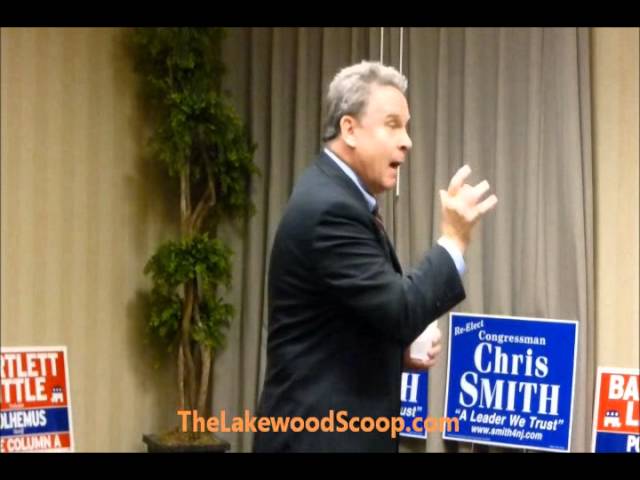 Congressman Smith addressing Republican Club of Lakewood