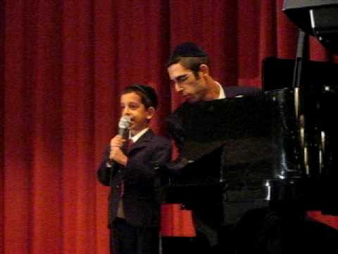 Moshe Dov and Ari Goldwag sing V'zakeini L'gadel