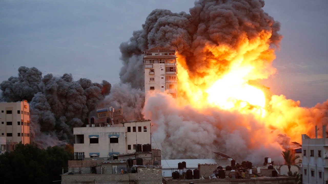 Israel Wants To Draft Orthodox Yeshiva Students | The War In Gaza Enters A New Phase | Yanky Farber