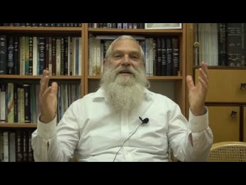 המלך יושב על כסא | מתוך בכל לבבך- בקשו פני- אלול | הרב אריה הנדלר