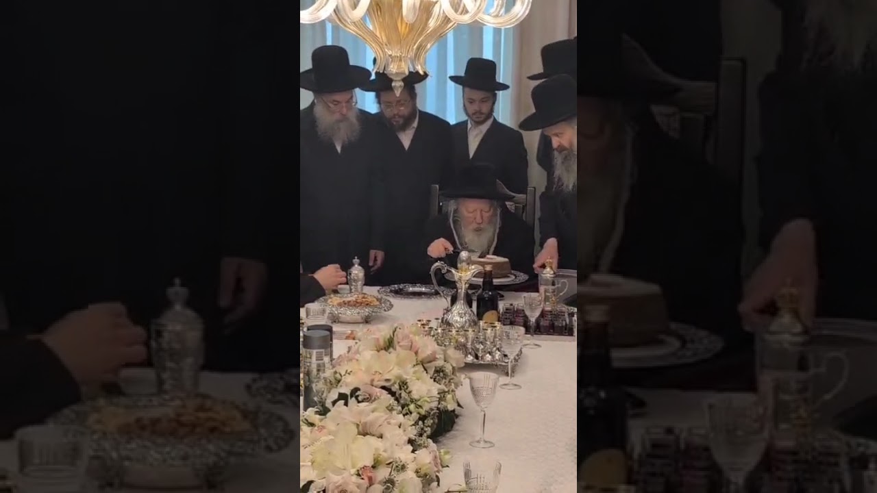 Gerer Rebbe Giving shirayim to donors in Boro Park - Sivan 5784