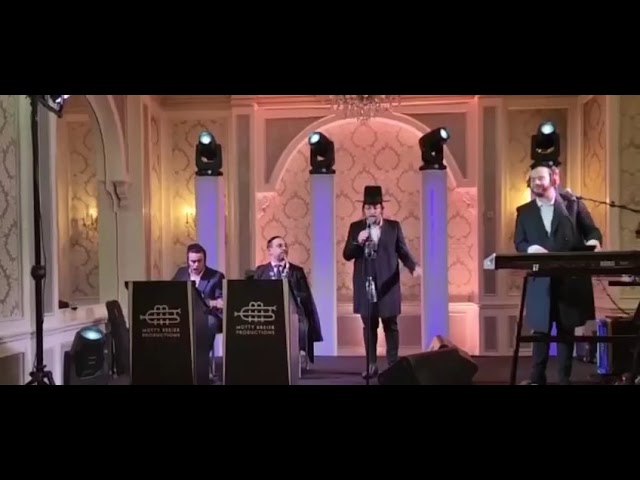 קלמי שווארץ עם הקלידן מוטי ברייער