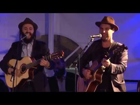 I'm on my way to the Holy Land - Moshe Storch