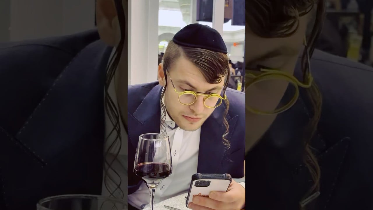 Chesky Schwartz 😅 #funny #yiddishcomedy #jokes #shorts