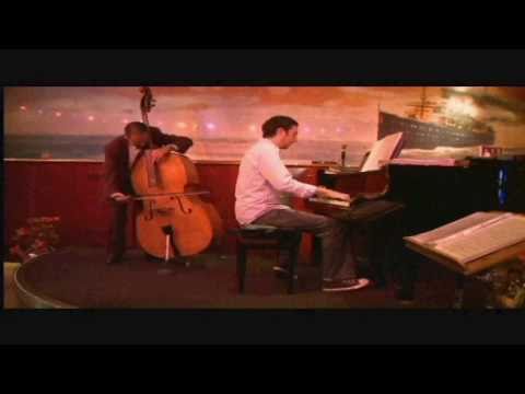 עמירן והפסנתר amiran and the piano"הבה נגילה"