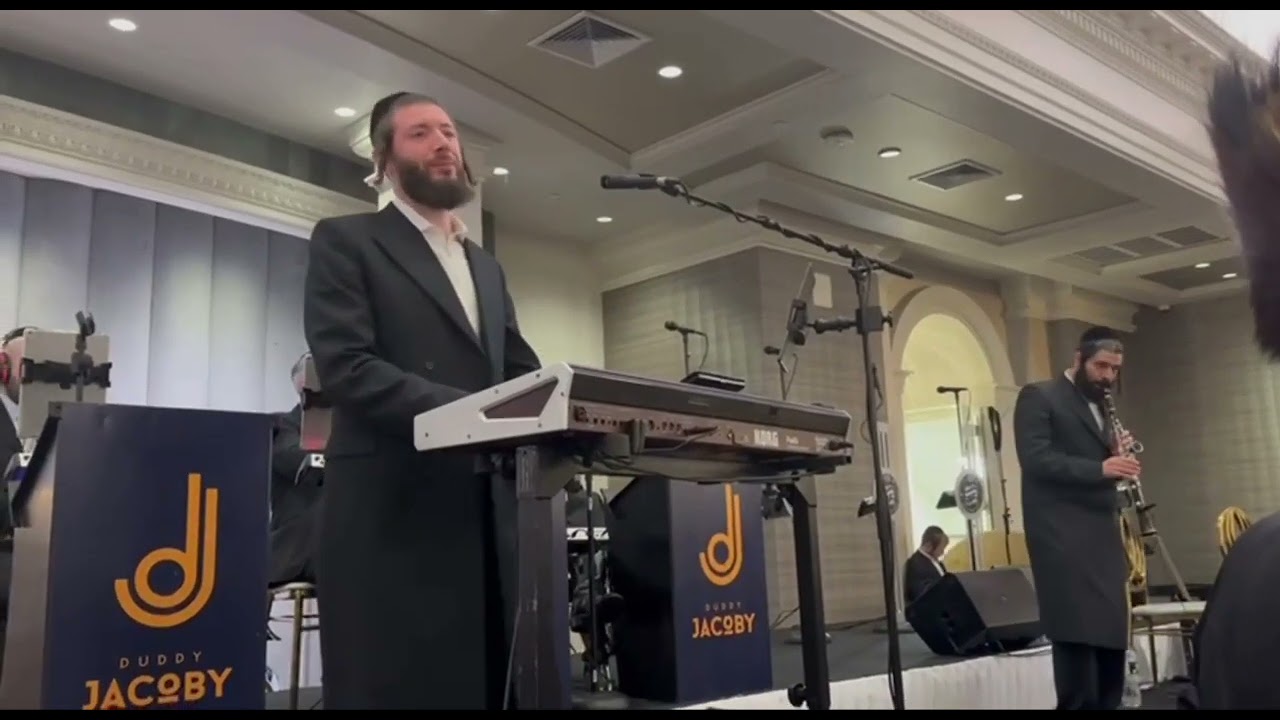 כליזמר עם גדול הנגנים אברהם בלטי עם תזמורת של דודי יעקובי