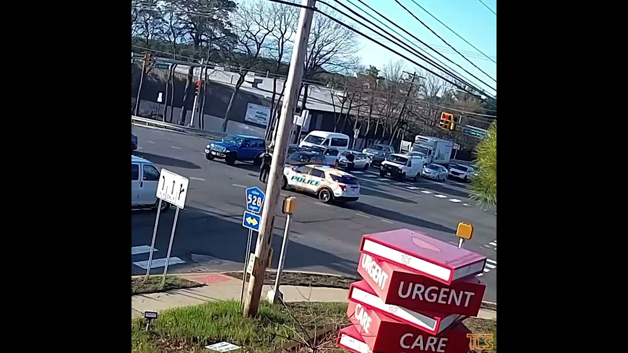 Car stopping for cop results in 4-car accident