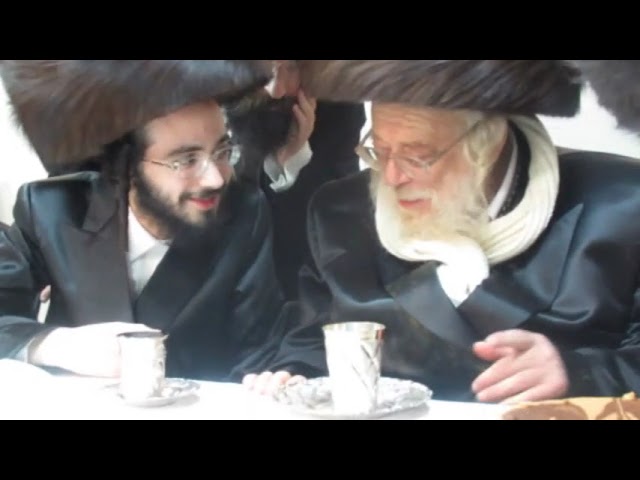 Toldos Aharon Rebbe At Sheva brochos In Makava - Tammuz 5783