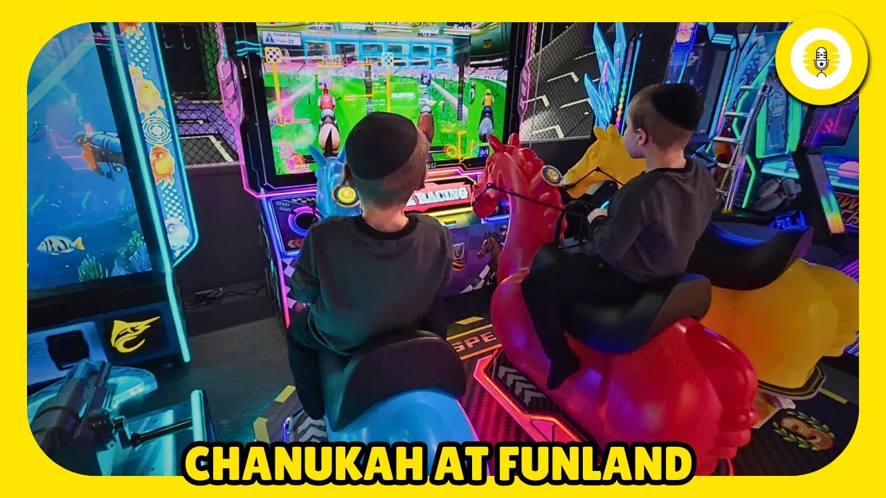 Chanukah At Funland - The Perlowitz Show