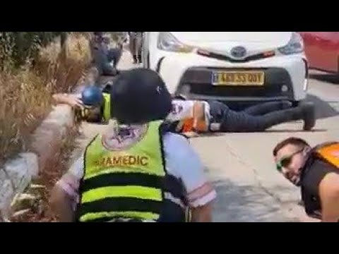 On Call Israeli Paramedics Jump Out Of Vehicle, Upon Hearing sirens Warning About Incoming Rockets