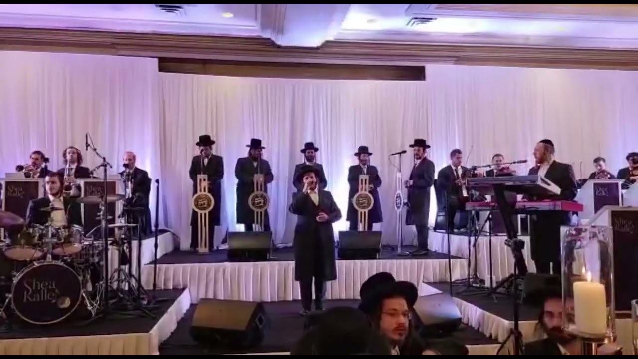 סיום מסכת זבחים שע"י ארגון זכרו במלון הילטון ניו ג'רזי זאנוויל וינברגר, שייע קאלער ומקהלת שירה.