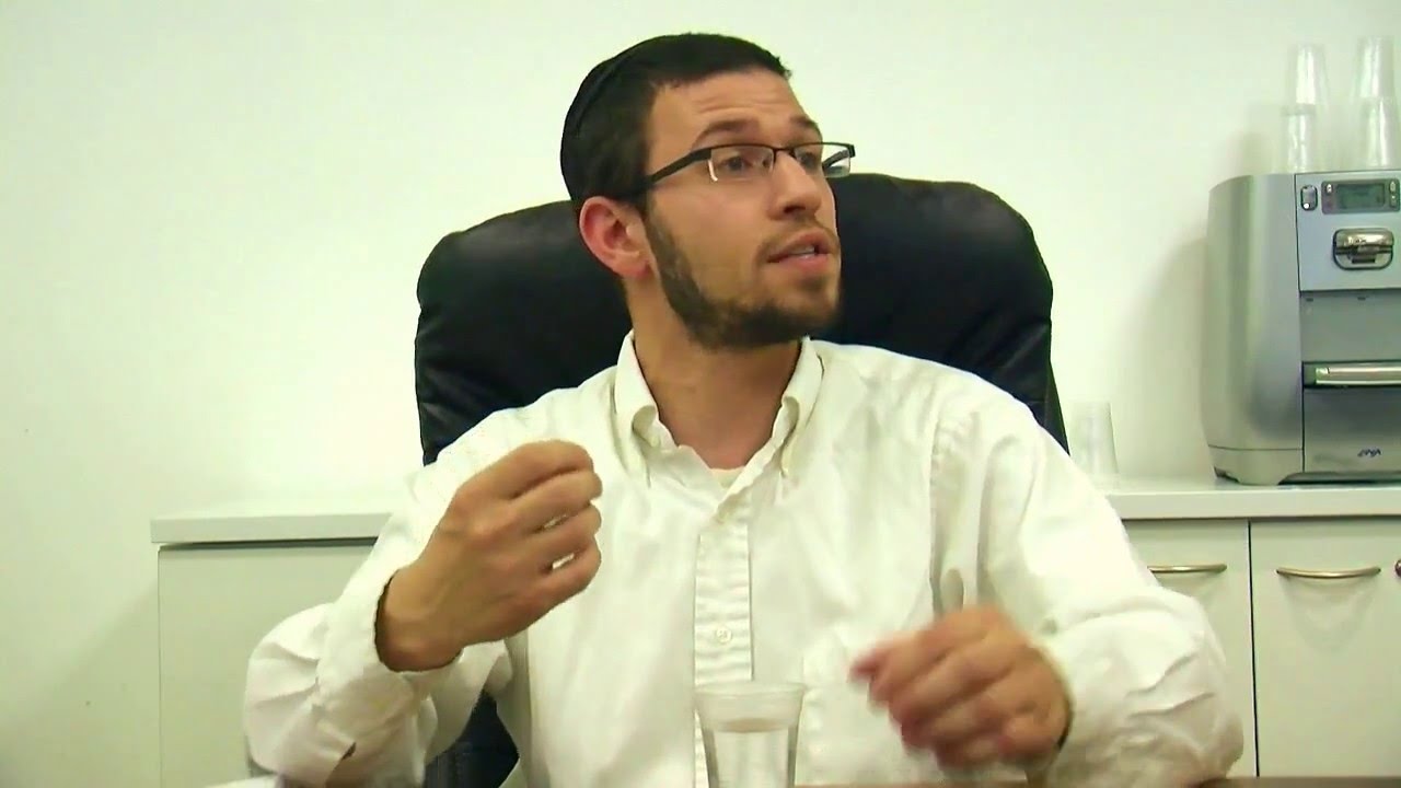 Rabbi Nissan Lifschitz  - From the Outside In  - Parshat Tetzaveh