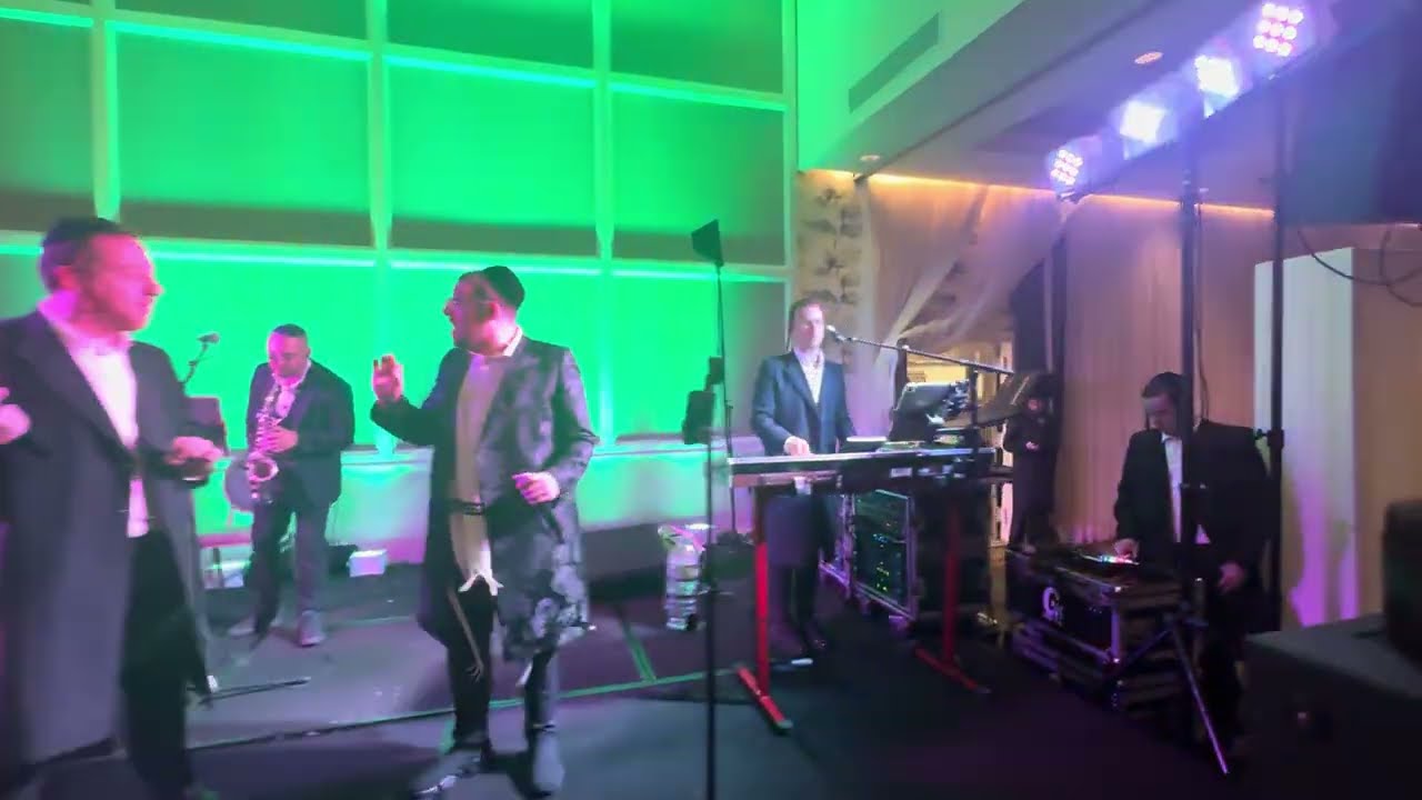 Beri Glauber & Shpigel Wedding | Singers Sruly Green & Kalmy Schwartz | 🎹Yossi Shtendig on the Keys