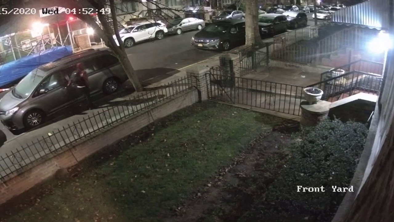 Shomrim with a message to lock your cars