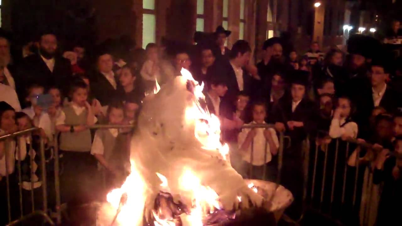 Lag Baomer in Alesk Boro Park