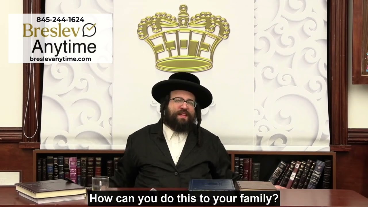 Rabbi Yoel Roth - Having a nice Shabbos meal