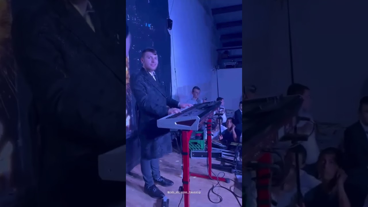 מוצש״ק נחמו עם ר שלומי טויסיג והקלידן חזקי שווארץ