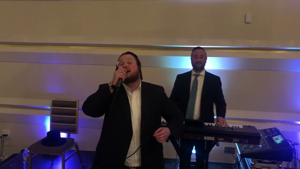 Shmily Morgenstern & Yitzy Rosengarten 🎹. Rocking Up a wedding,