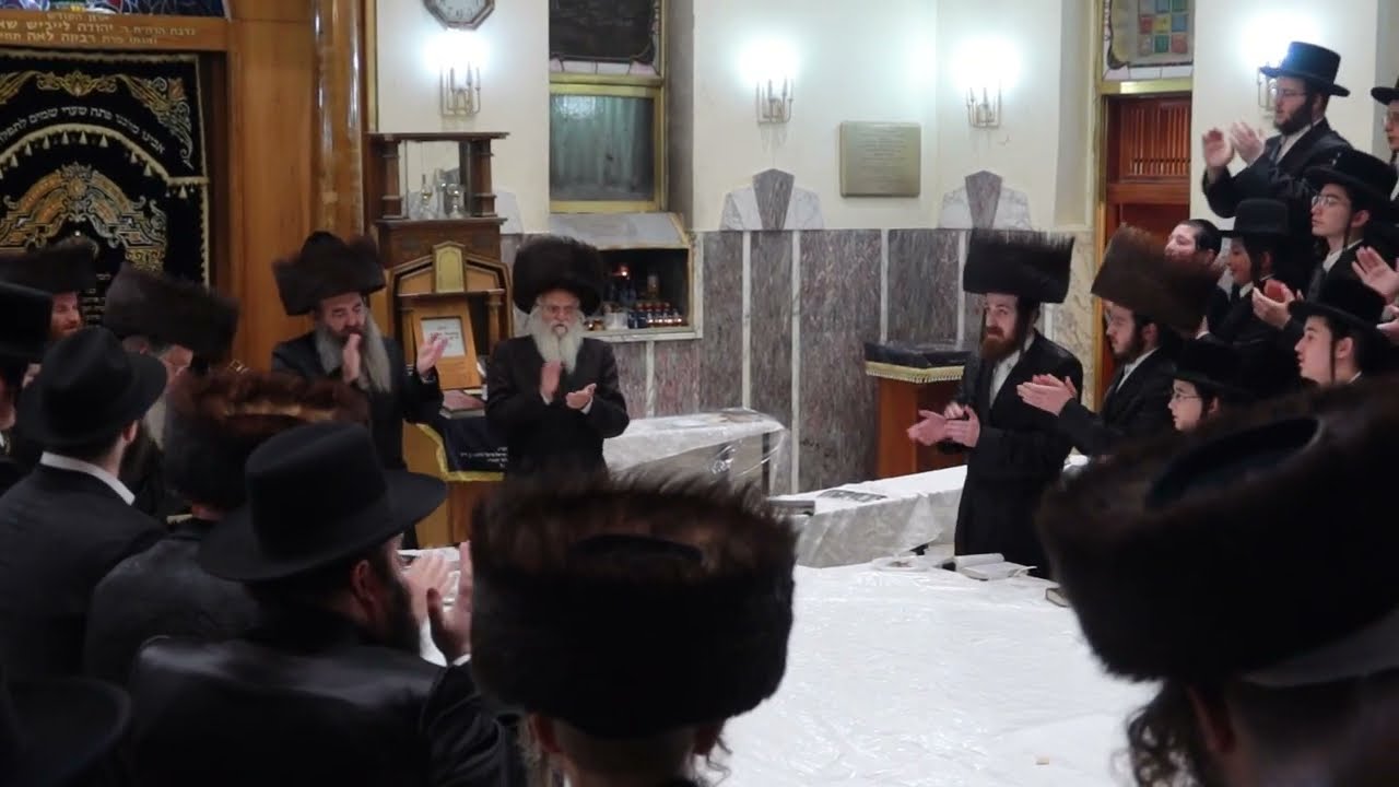 נעילת החג שביעי של פסח בחצה''ק סאדיגורה