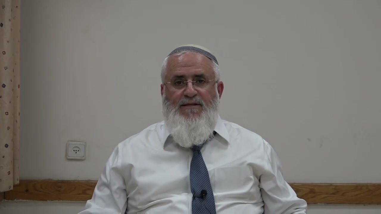 מפירות הכרם | ימי בין המצרים | הדיין הרב יצחק לוי