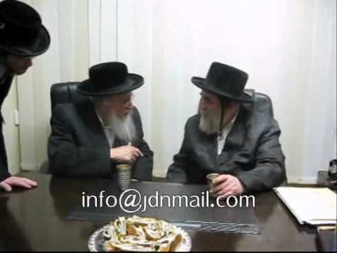 R' Yisroel Hager Of Visnitz Visiting R' Deitch of Ramat Shlomo