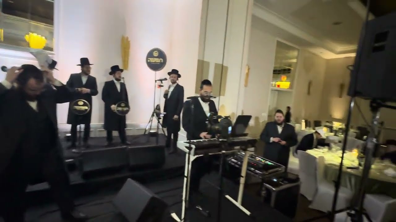 Nussbaum & Krupp Wedding | Singer Yidi Bialostozky with Tnuah תנועה Choir | Shimmy Levy Production